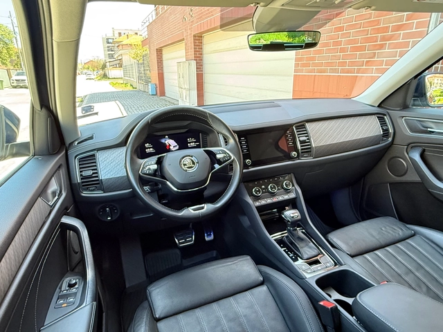 Skoda Kodiaq 2.0TDI-4x4-AVTOMAT-7м-128x.k - автомобили, коли, обяви за нови и употребявани 8