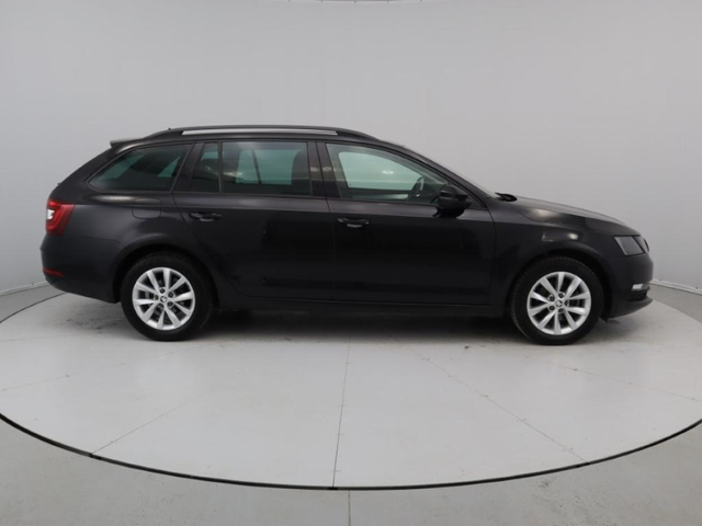 Skoda Octavia 1.0 TSI - автомобили, коли, обяви за нови и употребявани 9