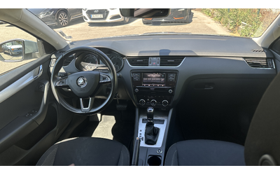 Skoda Octavia 1.5 TSI Automatic от България с ДДС - автомобили, коли, обяви за нови и употребявани 11