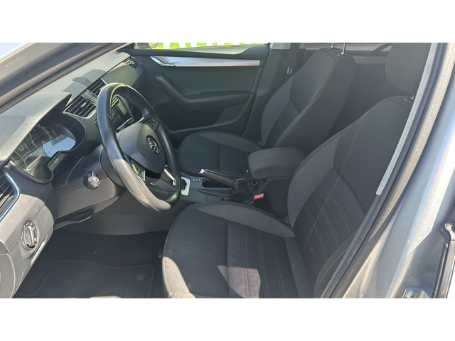 Skoda Octavia 1.5 TSI Automatic от България с ДДС - автомобили, коли, обяви за нови и употребявани 7