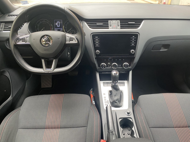 Skoda Octavia 1.5 TSI /DSG /Sport Business - автомобили, коли, обяви за нови и употребявани 8