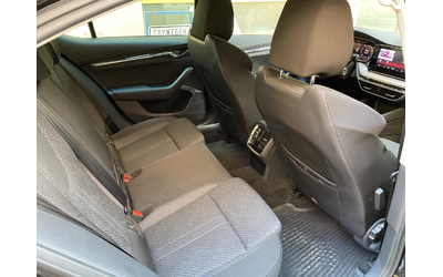 Skoda Octavia 1.5 TSI /DSG /Style - автомобили, коли, обяви за нови и употребявани 12