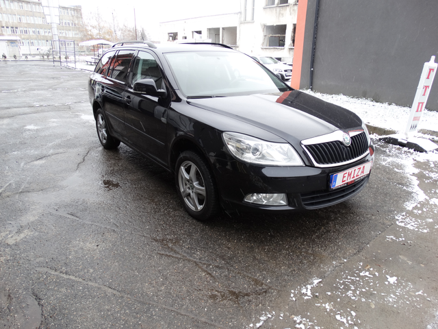Skoda Octavia 1.6 tdi 4x4 -2броя - автомобили, коли, обяви за нови и употребявани 11