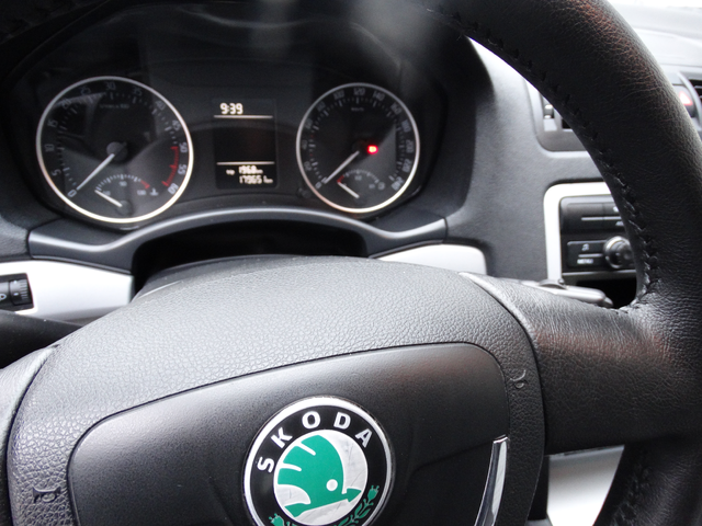 Skoda Octavia 1.6 tdi 4x4 -2броя - автомобили, коли, обяви за нови и употребявани 5