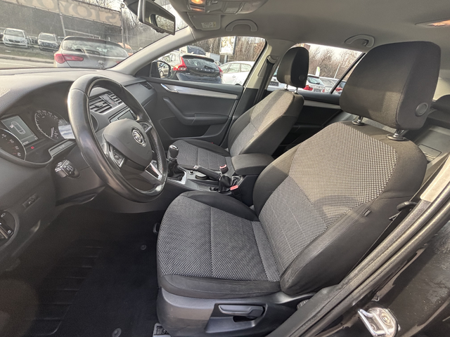 Skoda Octavia 1.6TDI - автомобили, коли, обяви за нови и употребявани 11