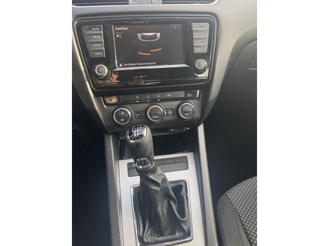 Skoda Octavia 1.6TDI - автомобили, коли, обяви за нови и употребявани 12