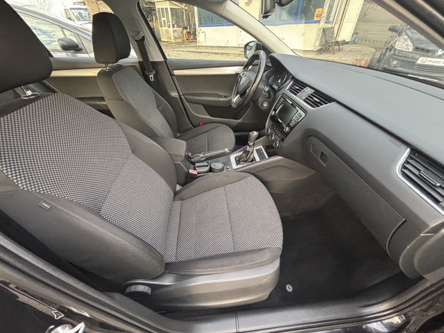Skoda Octavia 1.6TDI - автомобили, коли, обяви за нови и употребявани 15