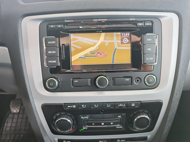 Skoda Octavia ==1.6TDI== - автомобили, коли, обяви за нови и употребявани 14