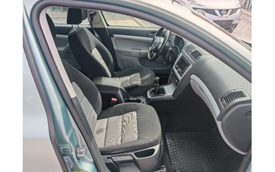Skoda Octavia ==1.6TDI== - автомобили, коли, обяви за нови и употребявани 8