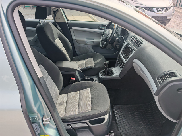 Skoda Octavia ==1.6TDI== - автомобили, коли, обяви за нови и употребявани 8