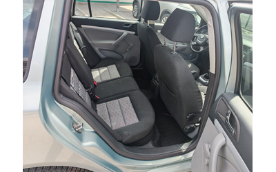 Skoda Octavia ==1.6TDI== - автомобили, коли, обяви за нови и употребявани 9