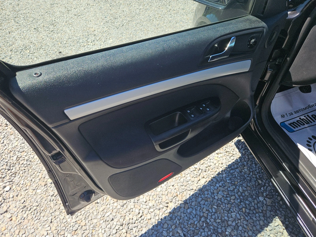 Skoda Octavia 1.8 - 160 к.с. - автомобили, коли, обяви за нови и употребявани 12