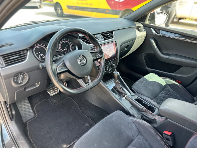 Skoda Octavia 2.0TDi* VRS* DSG* LED* DISTRONIC* CAMERA* ШВЕЙЦАРИ - автомобили, коли, обяви за нови и употребявани 7