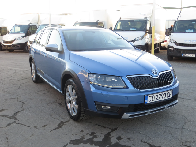 Skoda Octavia SCOUT 4x4 - автомобили, коли, обяви за нови и употребявани 5