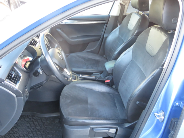 Skoda Octavia SCOUT 4x4 - автомобили, коли, обяви за нови и употребявани 6