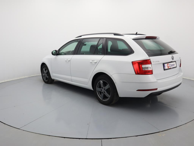 Skoda Octavia - автомобили, коли, обяви за нови и употребявани 24