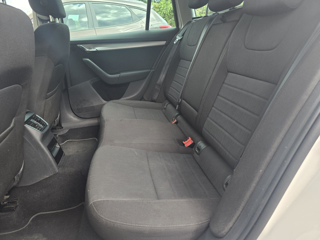 Skoda Octavia 2.0 TDI (150 кс) - автомобили, коли, обяви за нови и употребявани 12
