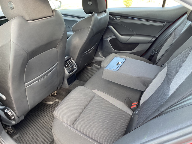 Skoda Octavia 2.0 TDI (150 кс) DSG - автомобили, коли, обяви за нови и употребявани 11