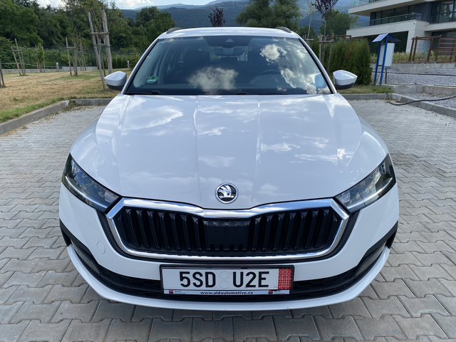 Skoda Octavia 2.0 TDI/ DSG/ Ambition/ Combi - автомобили, коли, обяви за нови и употребявани 1