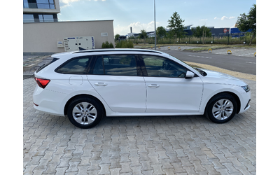 skoda-octavia-2-0-tdi-dsg-ambition-combi - 3