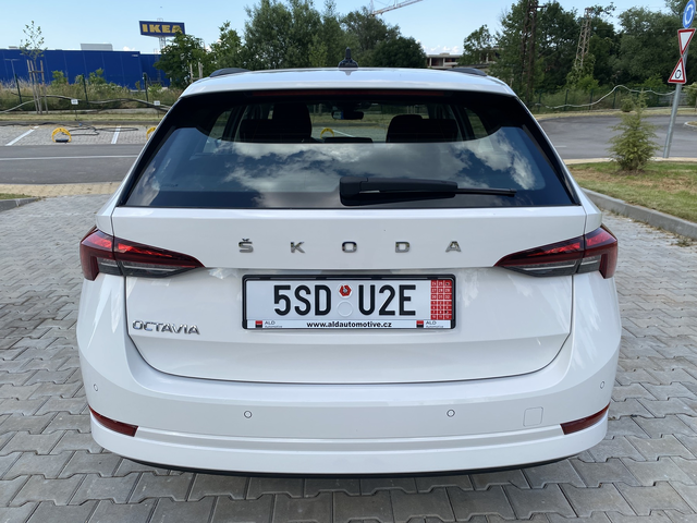 Skoda Octavia 2.0 TDI/ DSG/ Ambition/ Combi - автомобили, коли, обяви за нови и употребявани 5