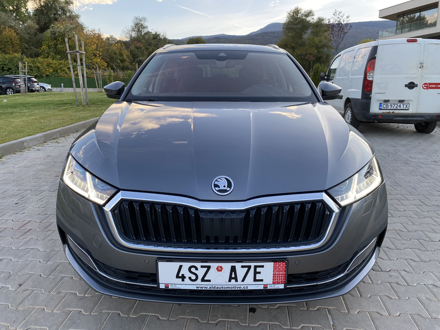 Skoda Octavia 2.0 TDI/ DSG/ Style+ - автомобили, коли, обяви за нови и употребявани 1