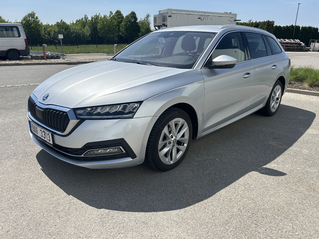 Skoda Octavia 2.0 TDI/ DSG/ Style/ Combi/ Очакван ! - автомобили, коли, обяви за нови и употребявани 0
