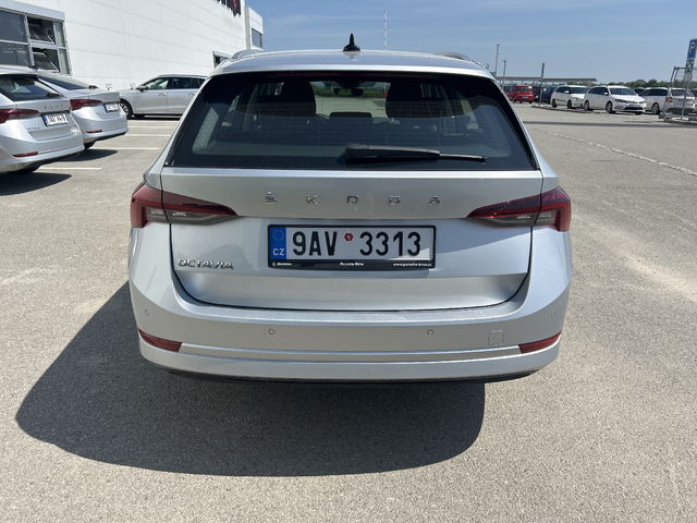 Skoda Octavia 2.0 TDI/ DSG/ Style/ Combi/ Очакван ! - автомобили, коли, обяви за нови и употребявани 4