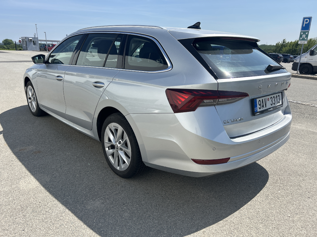 Skoda Octavia 2.0 TDI/ DSG/ Style/ Combi/ Очакван ! - автомобили, коли, обяви за нови и употребявани 5
