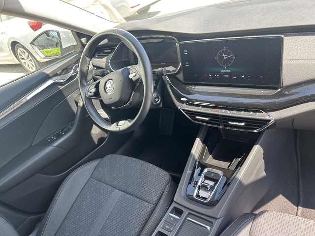 Skoda Octavia 2.0 TDI/ DSG/ Style/ Combi/ Очакван ! - автомобили, коли, обяви за нови и употребявани 7