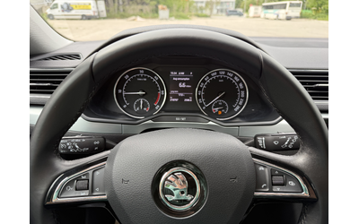 Skoda Octavia 2.0TDI DSG 4x4 - автомобили, коли, обяви за нови и употребявани 12