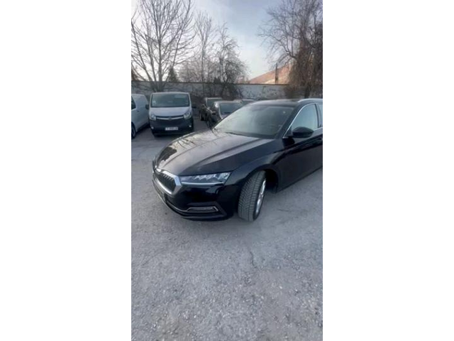 SKODA OCTAVIA 2.0TDI*DSG*MATRIX*ACC*FULL* - автомобили, коли, обяви за нови и употребявани 3