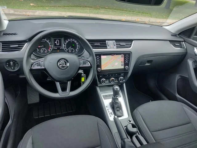 Skoda Octavia 2, 0TDI 150ps NAVI - автомобили, коли, обяви за нови и употребявани 5