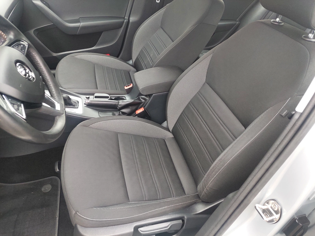 Skoda Octavia 2, 0TDI NAVI DSG - автомобили, коли, обяви за нови и употребявани 6