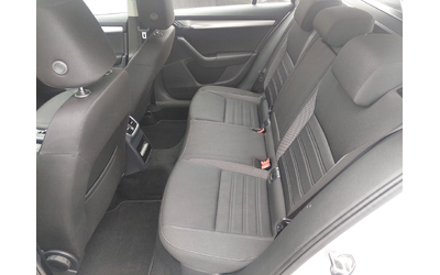 Skoda Octavia 2, 0TDI NAVI DSG - автомобили, коли, обяви за нови и употребявани 7