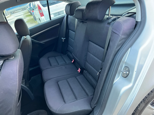 Skoda Octavia 1.9TDI- 105к.с. Парктроник/ Климатроник - автомобили, коли, обяви за нови и употребявани 11