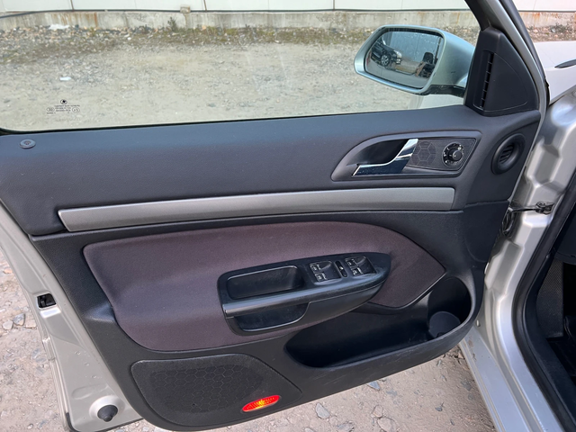 Skoda Octavia 1.9TDI- 105к.с. Парктроник/ Климатроник - автомобили, коли, обяви за нови и употребявани 14