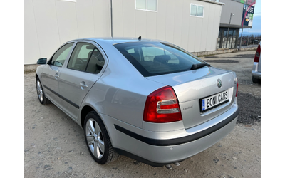 Skoda Octavia 1.9TDI- 105к.с. Парктроник/ Климатроник - автомобили, коли, обяви за нови и употребявани 6