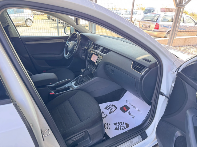 Skoda Octavia Scout 2.0TDI DSG 184кс* 4х4 * ПЕРФЕКТЕН* - автомобили, коли, обяви за нови и употребявани 10