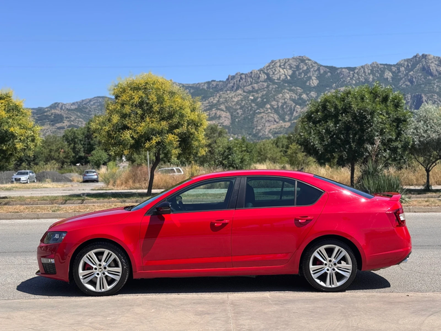 Skoda Octavia VRS 2.0TDI DSG 184ps * Carbon* Canton* ПЕРФЕКТЕН* - автомобили, коли, обяви за нови и употребявани 1