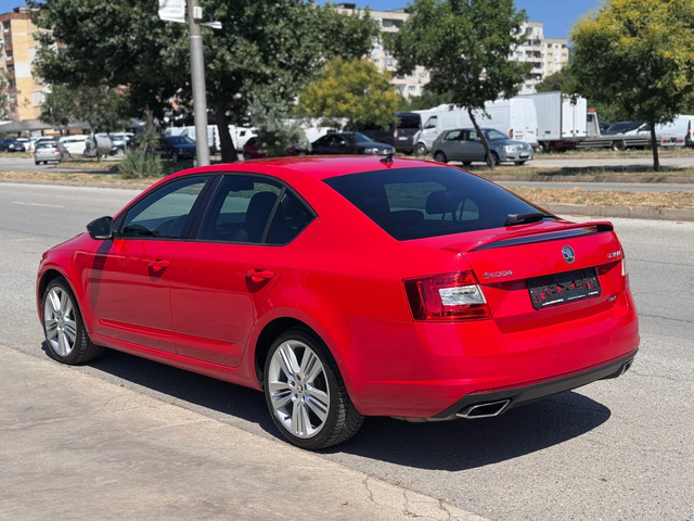 Skoda Octavia VRS 2.0TDI DSG 184ps * Carbon* Canton* ПЕРФЕКТЕН* - автомобили, коли, обяви за нови и употребявани 2