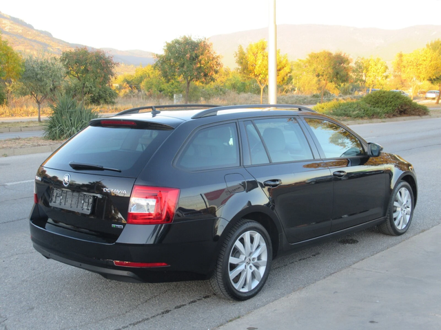 Skoda Octavia 1.5G-Tec DSG 130ps* LED* KEYLESS* DISTRONIC* - автомобили, коли, обяви за нови и употребявани 4