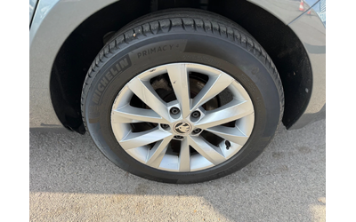 Skoda Octavia 1.5TSI-150-DSG7-NAVI-2019-EURO6 - автомобили, коли, обяви за нови и употребявани 8