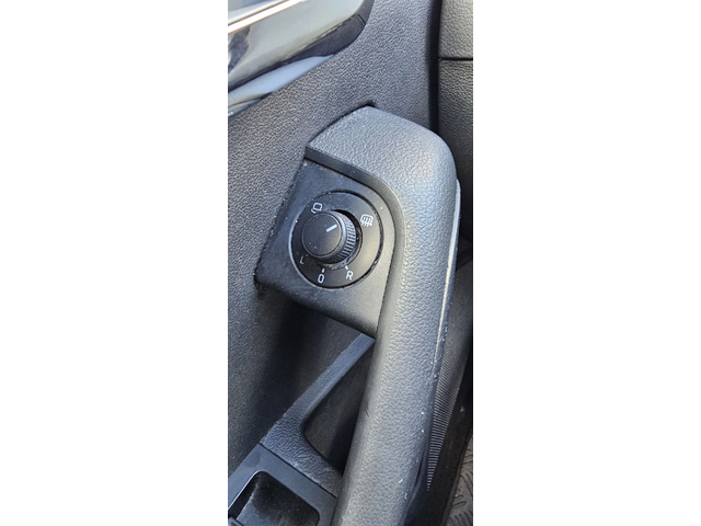 Skoda Octavia 1.4-GTec-Подготвена за такси - автомобили, коли, обяви за нови и употребявани 13