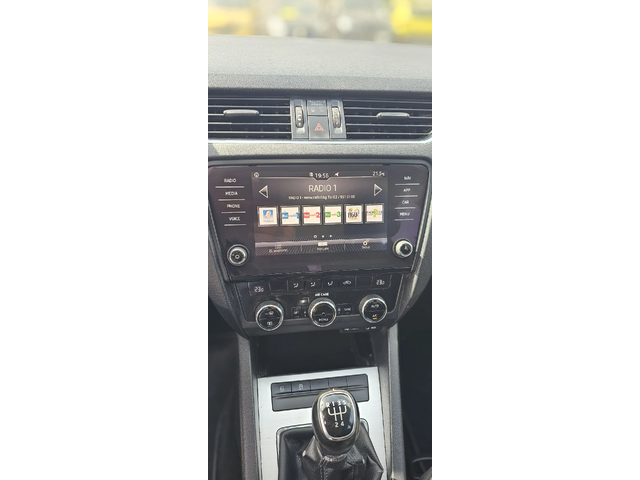 Skoda Octavia 1.6tdi* 110хил км* ГОТОВА ЗА ТАКСИ - автомобили, коли, обяви за нови и употребявани 16