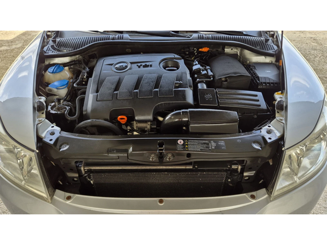 Skoda Octavia 1.6TDI 105к.с. - автомобили, коли, обяви за нови и употребявани 16