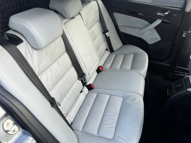 Skoda Octavia 2.0BMM/4x4/140kc/Laurin & Klement - автомобили, коли, обяви за нови и употребявани 12