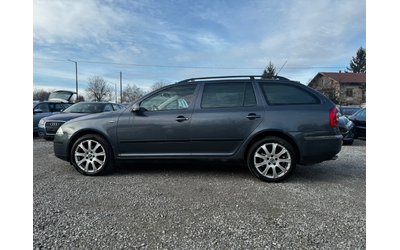 Skoda Octavia 2.0BMM/4x4/140kc/Laurin & Klement - автомобили, коли, обяви за нови и употребявани 9