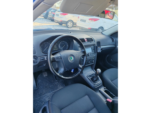 Skoda Octavia 1.6, 116к.с. ТОП - автомобили, коли, обяви за нови и употребявани 10