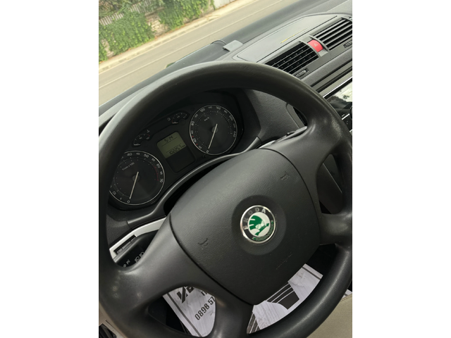 Skoda Octavia 1.4 BENZIN AUSTRIA - автомобили, коли, обяви за нови и употребявани 8